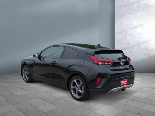 Ultra Black 2020 Hyundai Veloster 2