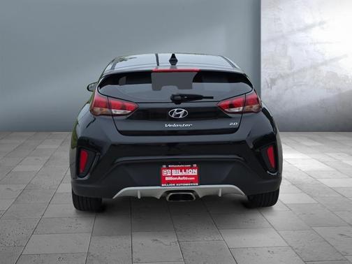 Ultra Black 2020 Hyundai Veloster 2
