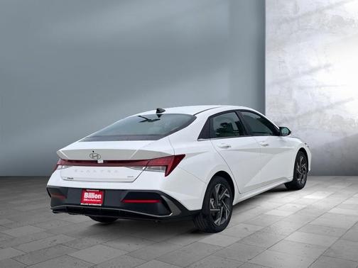 2025 Hyundai ELANTRA HEV Limited
