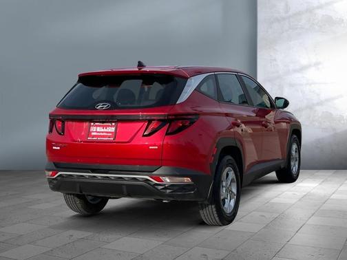 2022 Hyundai TUCSON SE