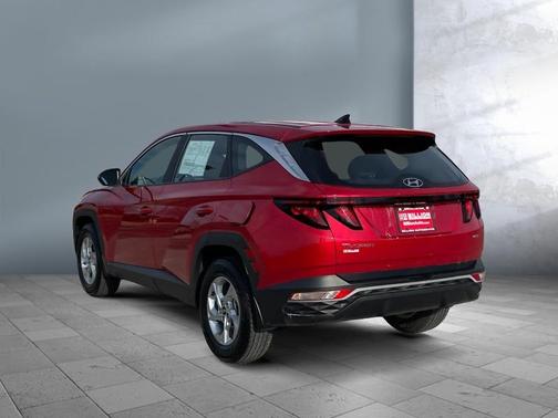 2022 Hyundai TUCSON SE