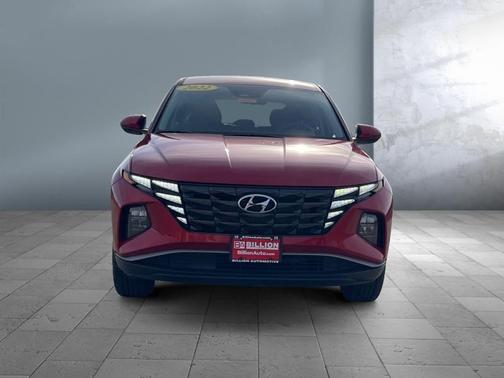 2022 Hyundai TUCSON SE