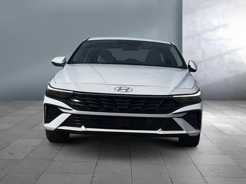 2025 Hyundai ELANTRA HEV Limited