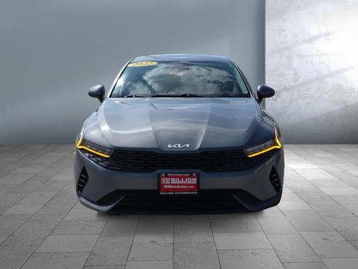 Everlasting Silver 2022 Kia K5 LXS
