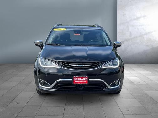 2018 Chrysler Pacifica Hybrid Limited