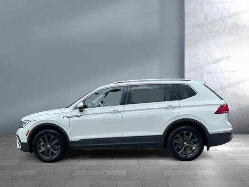 2024 Volkswagen Tiguan 2.0T SE 4MOTION