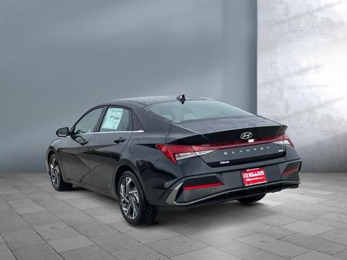 2025 Hyundai ELANTRA HEV Limited