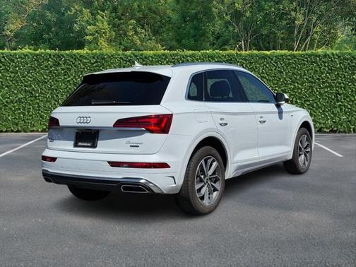 2024 Audi Q5 Premium 45 TFSI S line quattro