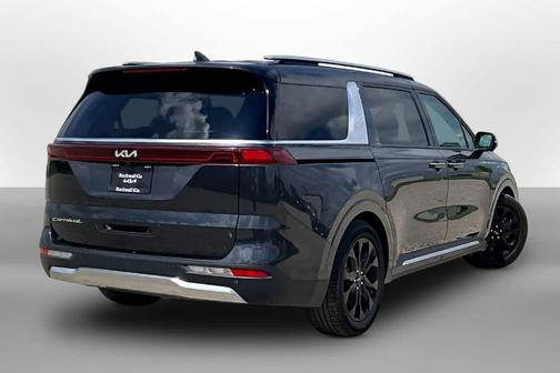 Metal 2022 Kia Carnival SX Prestige