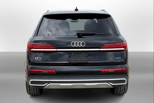 2021 Audi Q7 55 Premium Plus