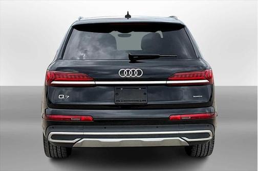 2021 Audi Q7 55 Premium Plus