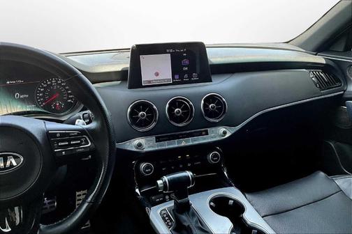 2019 Kia Stinger GT1