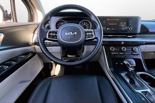 2022 Kia Carnival LXS