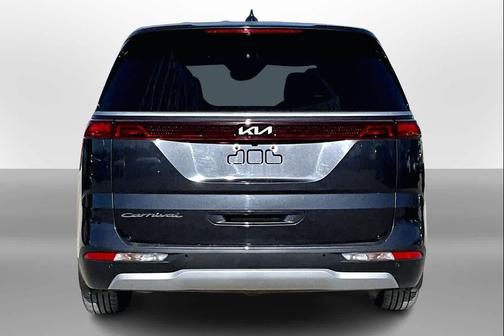 2022 Kia Carnival LXS