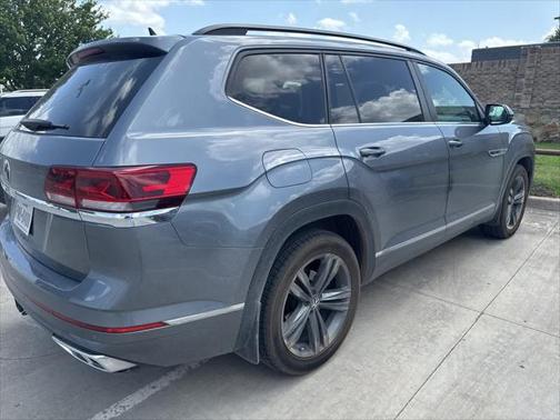 2021 Volkswagen Atlas 3.6 V6 SE w/ Technology R-Line