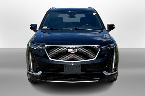 2023 Cadillac XT6 Luxury FWD