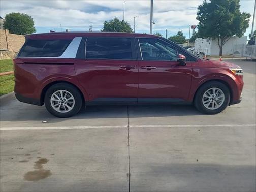 2022 Kia Carnival LXS