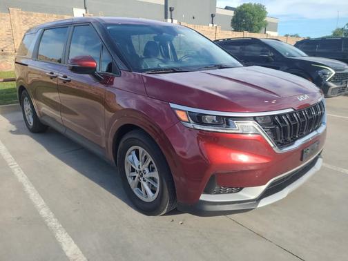 2022 Kia Carnival LXS
