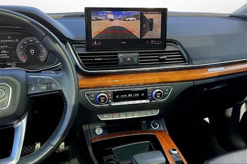 2023 Audi Q5 45 S line Premium Plus