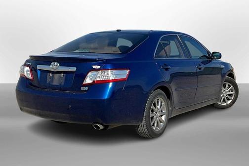 2011 Toyota Camry Hybrid Base (E-CVT)