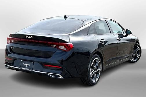 2022 Kia K5 EX