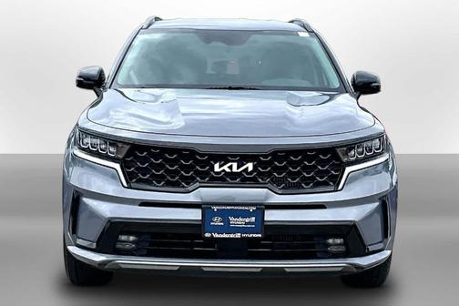 Everlasting Silver 2022 Kia Sorento EX