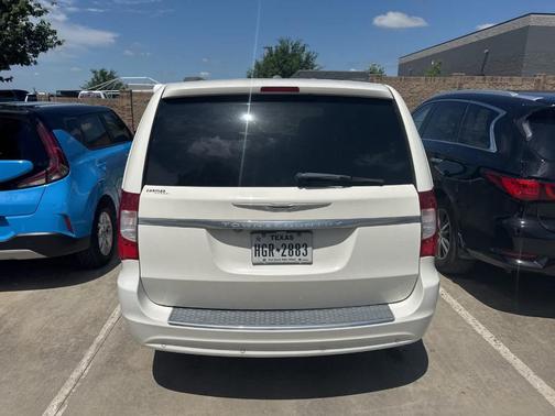 2013 Chrysler Town & Country Touring-L
