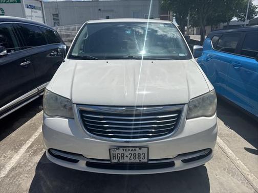 2013 Chrysler Town & Country Touring-L