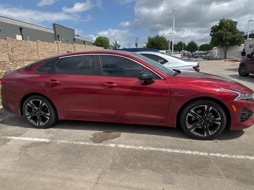 2024 Kia K5 GT-Line