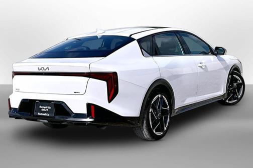 Snow White Pearl 2025 Kia K4 GT-Line