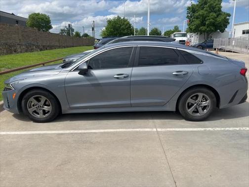 2022 Kia K5 LXS