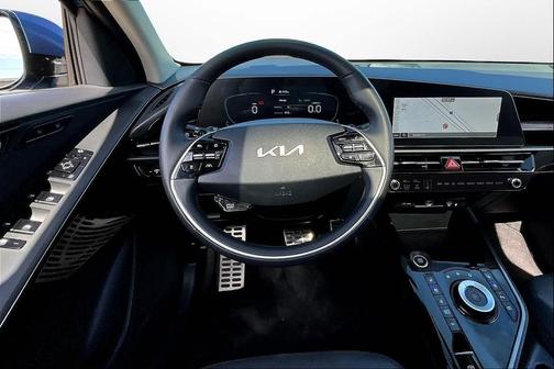 2023 Kia Niro Plug-In Hybrid SX Touring