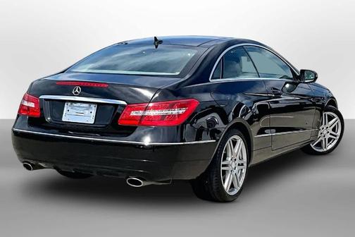 Black 2010 Mercedes-Benz E-Class E 350