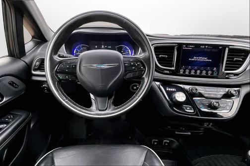 2019 Chrysler Pacifica Hybrid Limited