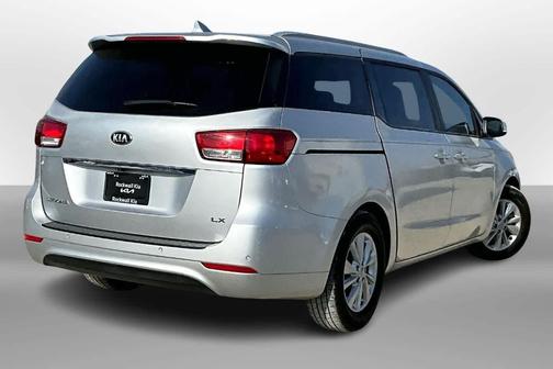 2015 Kia Sedona LX