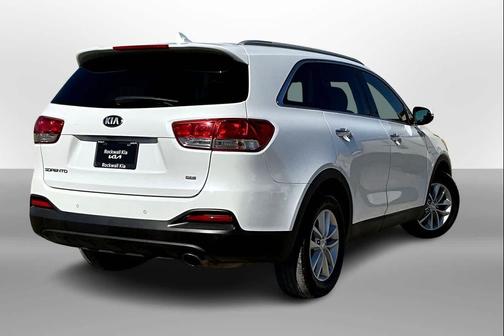 2018 Kia Sorento LX