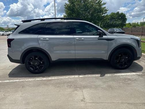 2024 Kia Sorento X-Line EX