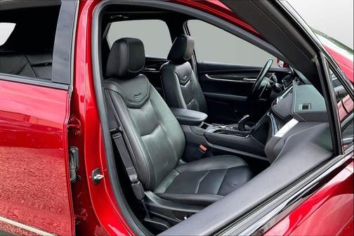 2020 Cadillac XT5 Sport