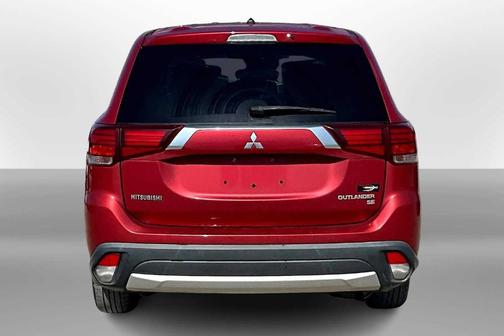 2016 Mitsubishi Outlander SE