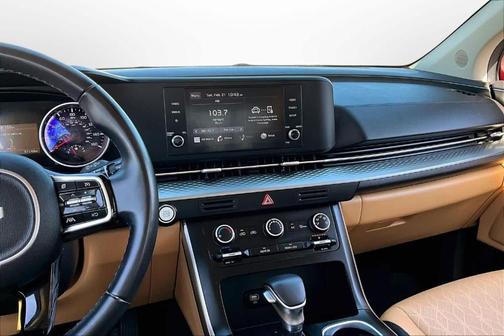 2022 Kia Carnival LXS