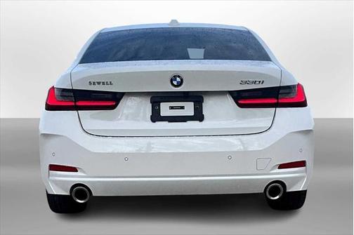 2025 BMW 330 i
