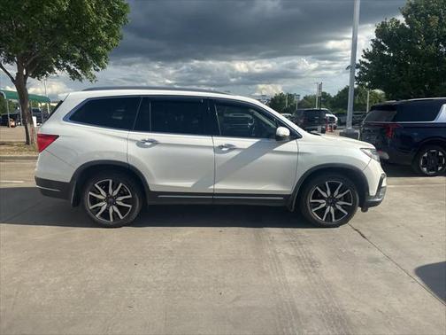 2019 Honda Pilot Touring 8-Passenger