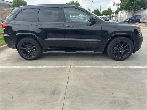 2018 Jeep Grand Cherokee Altitude