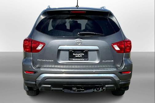 2017 Nissan Pathfinder Platinum