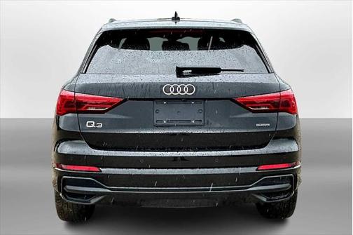 2022 Audi Q3 45 S line Premium Plus