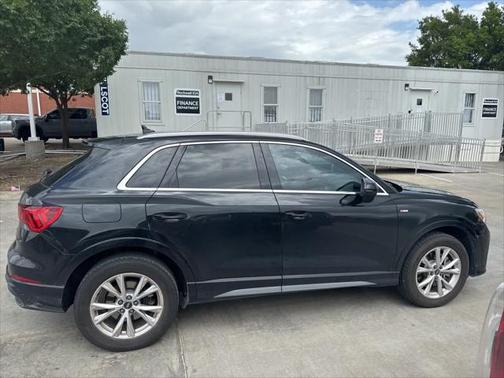 2022 Audi Q3 45 S line Premium Plus