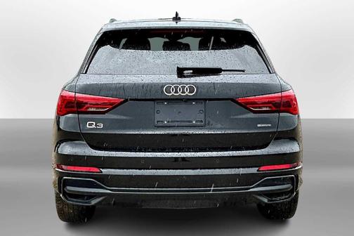 2022 Audi Q3 45 S line Premium Plus