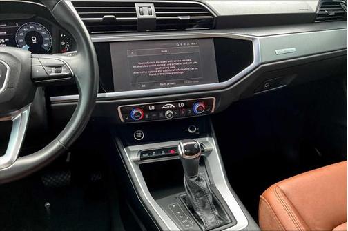 2022 Audi Q3 45 S line Premium Plus