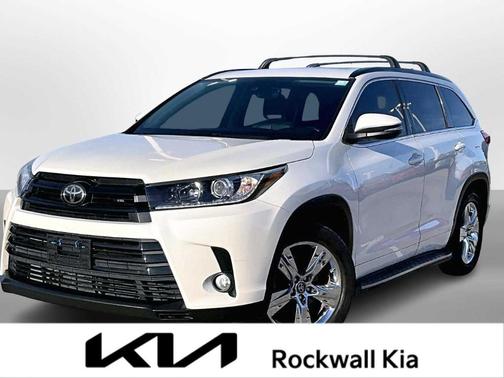 2017 Toyota Highlander SE