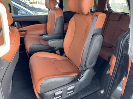 2024 Kia Carnival SX Prestige